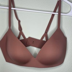 ✴️ NWT LULULEMON TAKE SHAPE BRA HENA 34 C NUDE COLOR FIRM PRICE **